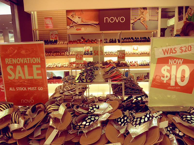 novo sandals sale